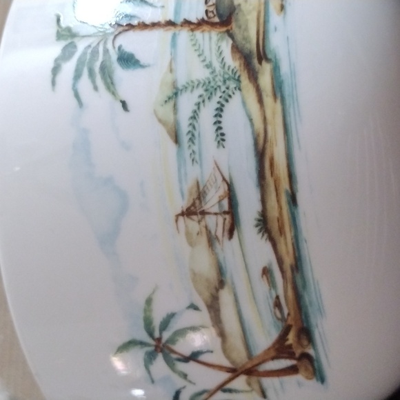Lenox British Colonial Collection Palm Tree  Bowl - Picture 8 of 8
